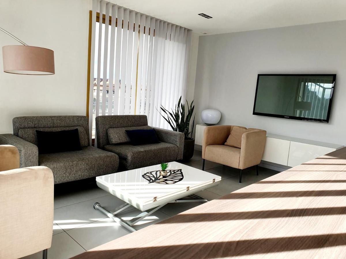 Appart'Hotel Luxapparts Besançon Exteriör bild